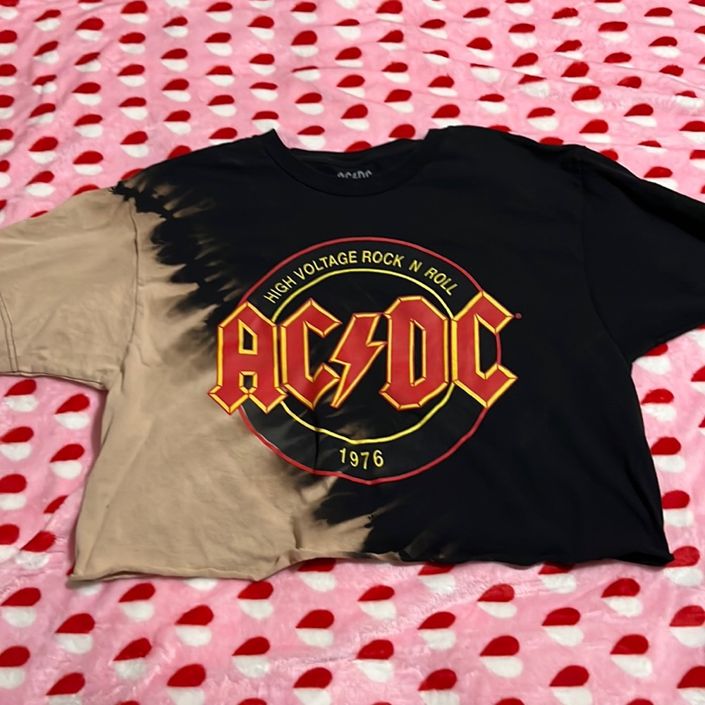 AC/DC crop top